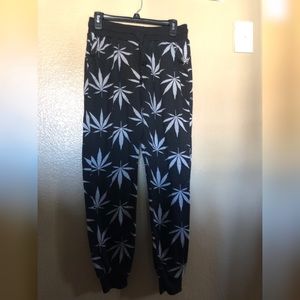 K Lee Weed leaf sweatpants - Large
